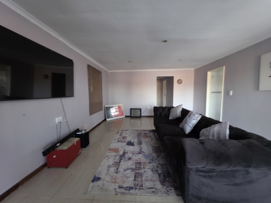 3 Bedroom Property for Sale in Tuscany Glen Western Cape